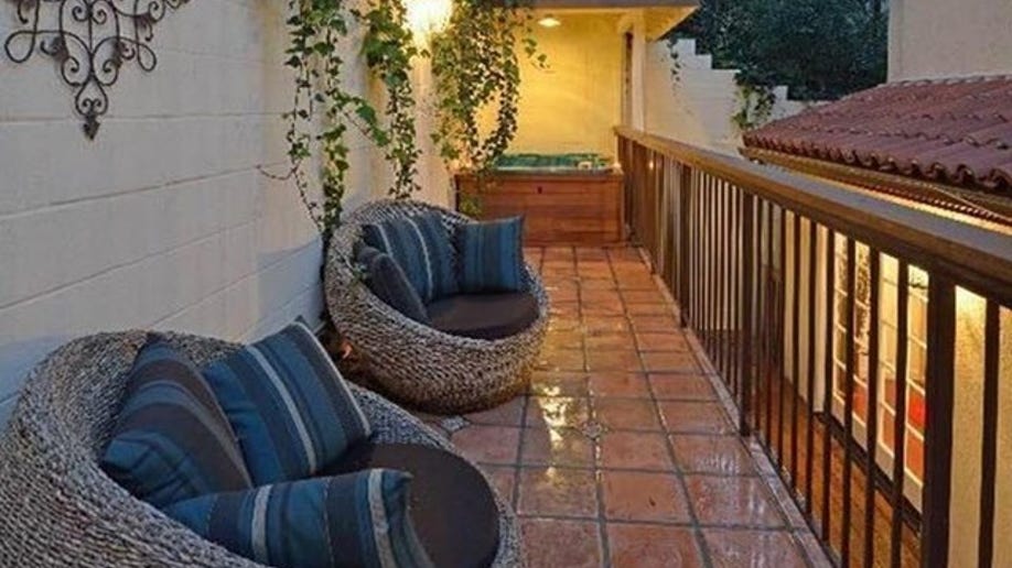 Jennette Mccurdy Home Actress Jennette McCurdy Relists Her Studio City Home for $1.2M | Fox News