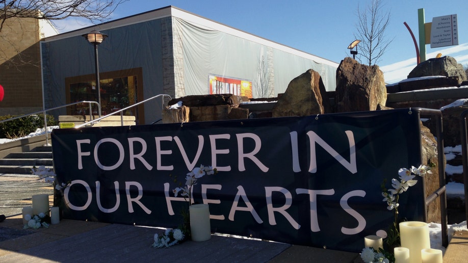 a5690340-Maryland Mall Shooting