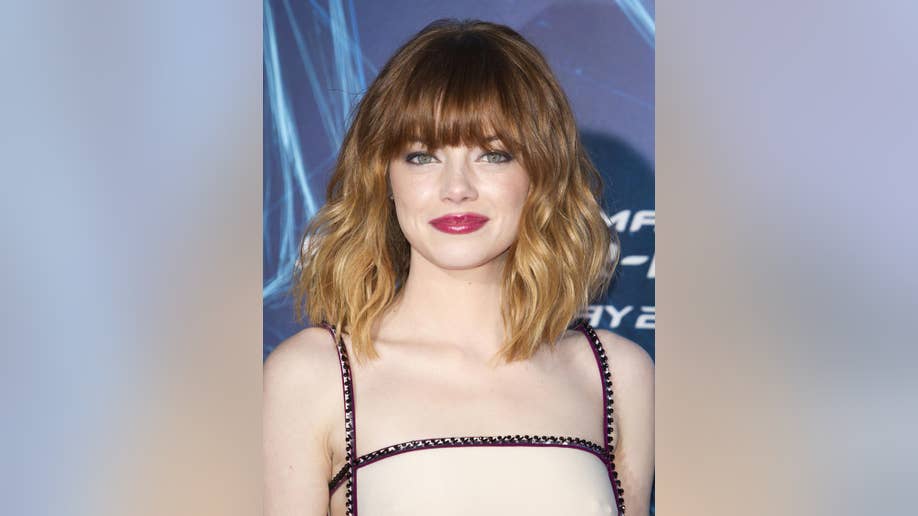 Emma Stone's Curtain Bangs Hair Makeover: Photos – Hollywood Life