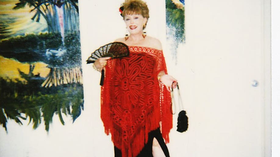 Late Golden Girls Star Rue Mcclanahan S Estate To Auction Her Personal Belongings Off To Fans Fox News Late Golden Girls Star Rue Mcclanahan S Estate To Auction Her Personal Belongings Off To Fans Fox News