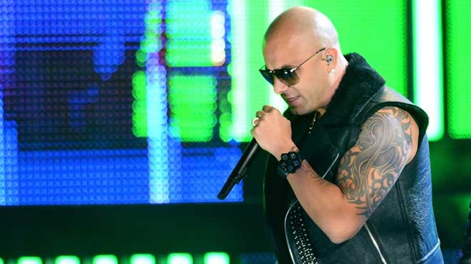 Puerto Rican rapper Wisin reveals one-month-old daughter has died | Fox ...