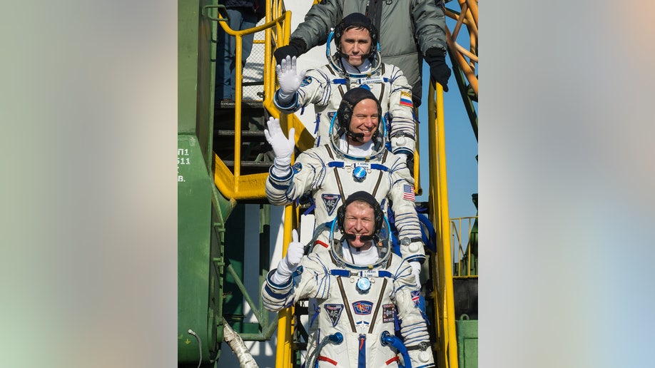 Expedition 46 Preflight