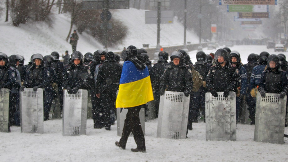 Ukrainian Opposition Says Headquarters In Kiev Stormed By Authorities