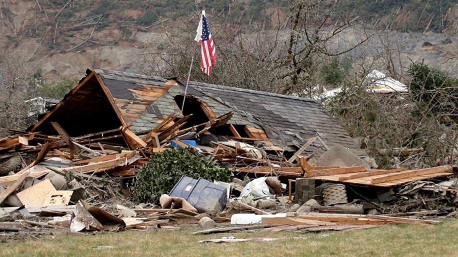 APTOPIX Washington Mudslide