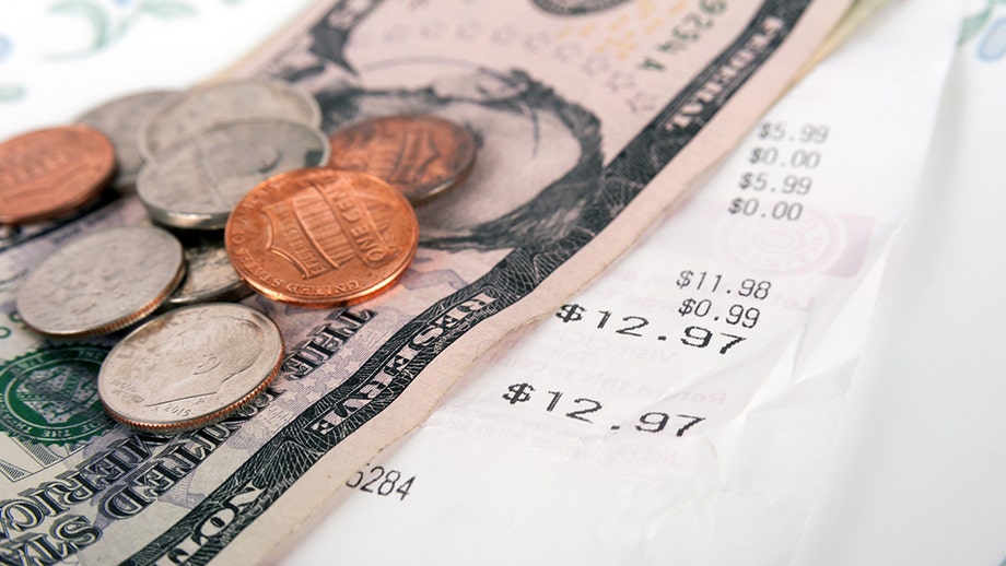Restaurant surcharge stirs up controversy: 'Business owner should be embarrassed'