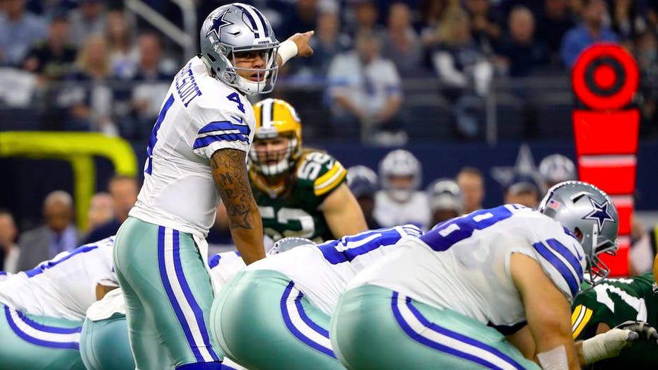 Dallas Cowboys Quarteback DAK PRESCOTT Completes Pass To