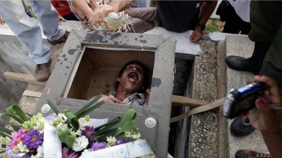 Cuban Village’s ‘Burial of Pachencho’ Marks End Of Carnival Season