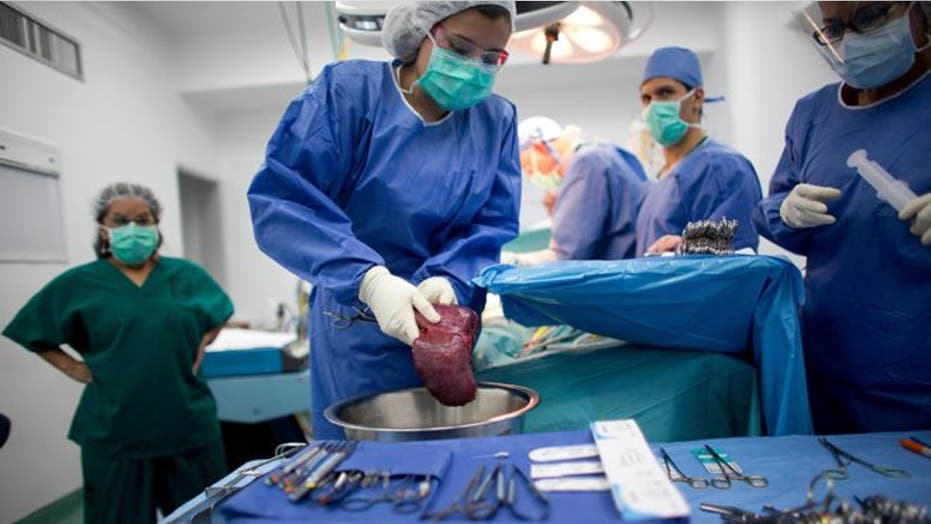 U.S. surgeons perform miracles in cash-strapped Venezuela