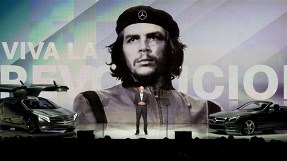 CHE GUEVARA with Cellphone – Ironic Lux