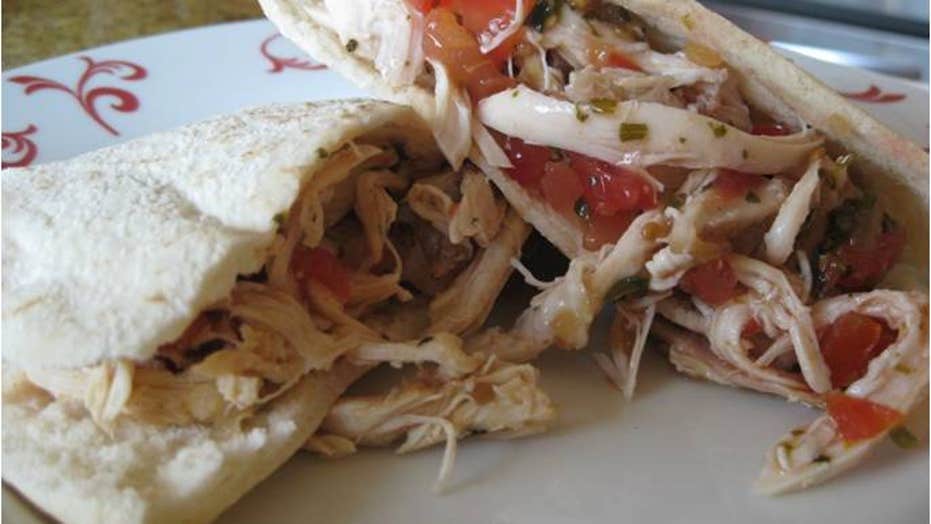 Chunky Salsa Chicken Pitas