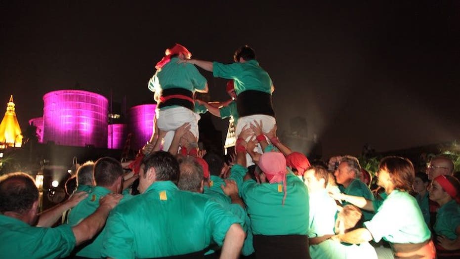 Human Towers Pop Up All Over NYC