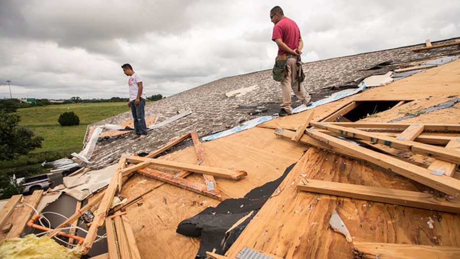 Flooding in Central Texas leads to death, chaos