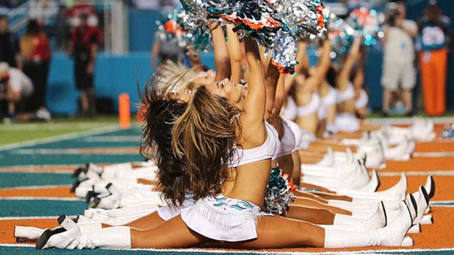 Photos: Miami Dolphins cheerleaders during the 2015 season – Sun