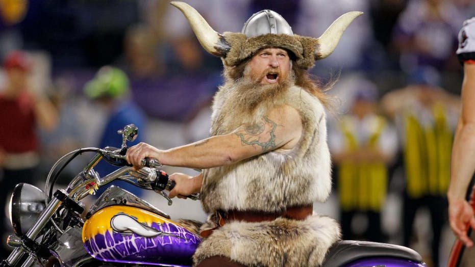 Sound The Gjallarhorn: Vikings Drop Longtime Mascot Ragnar Amid Contract  Dispute