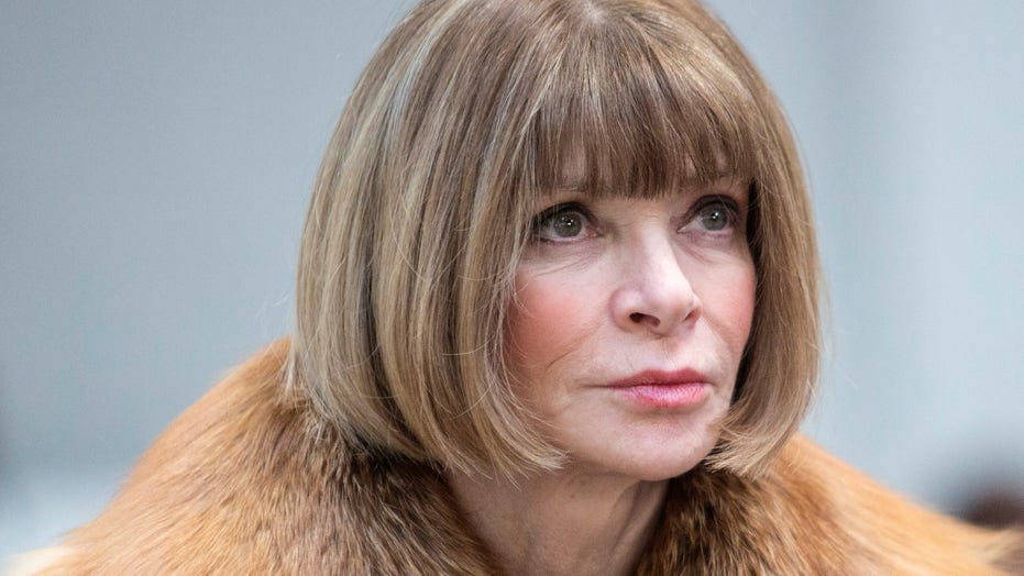 Anna wintour salary