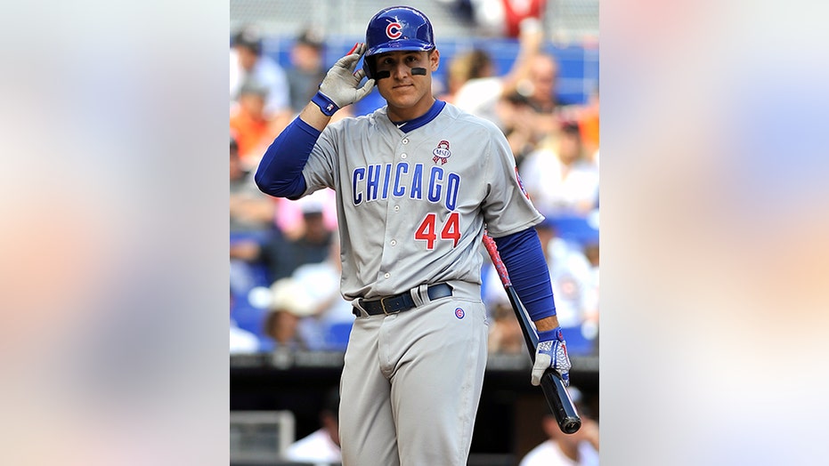 Parkland native and Cubs star Rizzo honors Stoneman Douglas H.S.