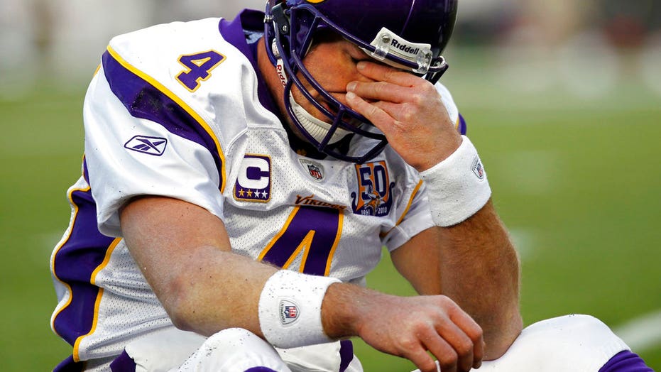 Brett Favre Is Latest Ex-NFL Player to Say He Has Memory Loss