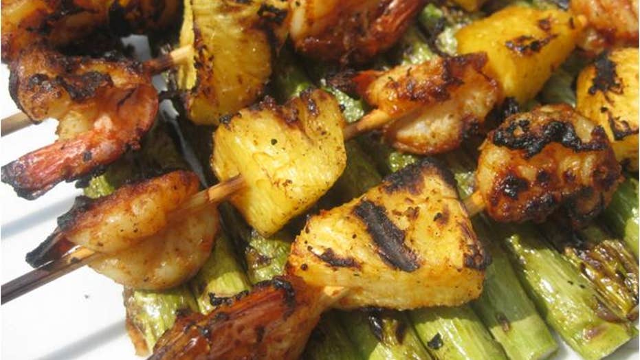 Recipe: Spanish Grilled Shrimp over Asparagus