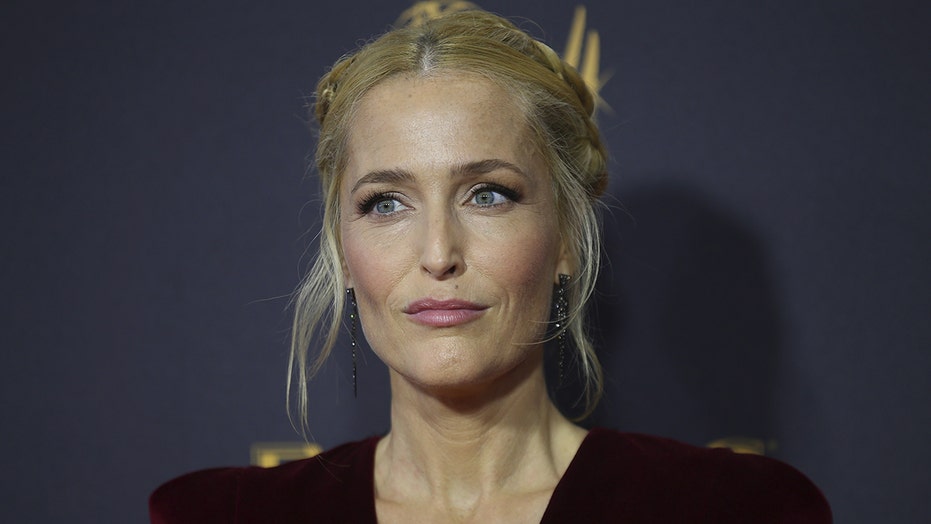 Gillian Anderson To Play Margaret Thatcher In The Crown Season 4