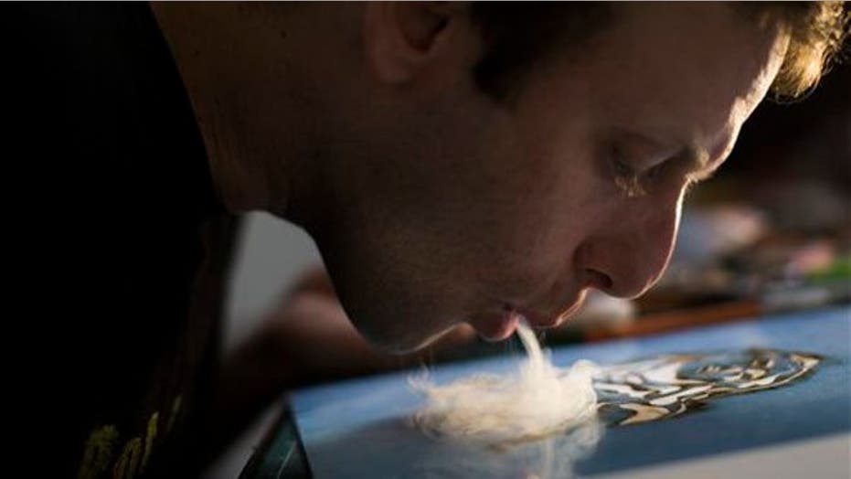 Painter Uses Marijuana Smoke as a Form of Art