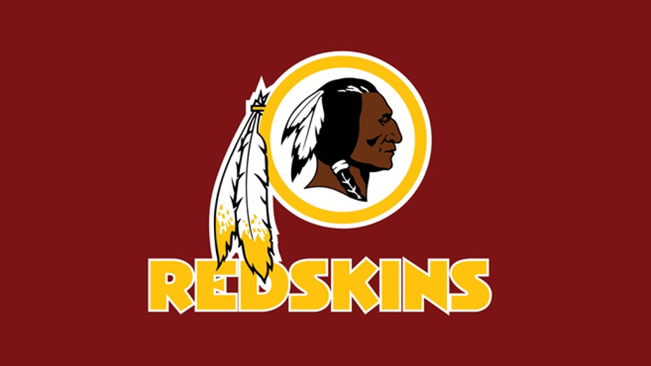 McFeatters: Redskins name is the REALLY BIG issue in Washington - Newsday