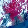 ASTER image acquired May 6 picks up hotspots from newly formed fissures and lava flows in Hawaii