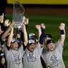 Yankees pose with trophy