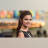Selena_Gomez_Black_Dress