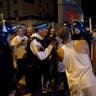 081011_uk_riots2