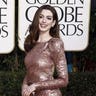 Anne_Hathaway_Backless