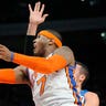 Carmelo Anthony Finger Roll