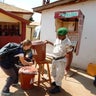 Heidi Soeters washing hands