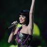 Katy Perry holds the Brit award for best international female singer at the Brit Awards at Earls Court in London February 18, 2009. REUTERS/Dylan Martinez (BRITAIN)