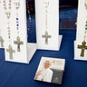 Pope_memorabilia_crosses_5