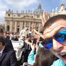 Pope_selfie_in_crowd