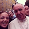 Pope_selfie_with_woman