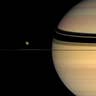 Saturn_Moon_5