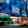 Super_Bowl_Boulevard_25