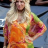 Tori_Spelling2