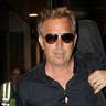 kevin_costner_with_x17