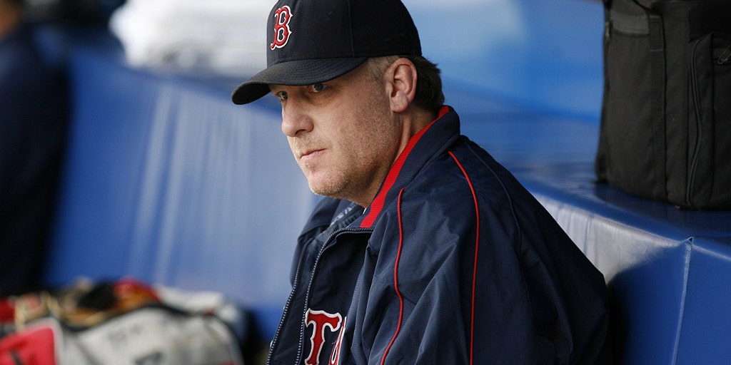 Curt Schilling shares gruesome photo of his 2004 World Series ankle injury