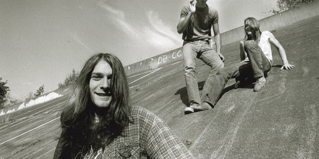 Washington state sign used in famous Nirvana photo op gets new