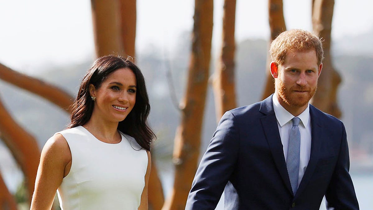 Meghan Markle And Prince Harry Make First Appearance Since Pregnancy ...