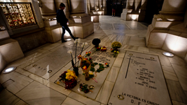 Spain says Vatican to help with discreet reburial of Franco