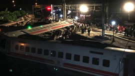 Rescuers search site after train crash killed 18 in Taiwan