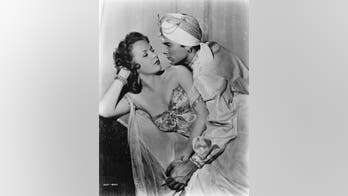 Piper Laurie says she regretted detailing ‘explicit’ story about losing her virginity to Ronald Reagan