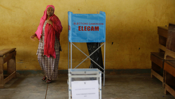 Cameroon opposition leader claims victory; results not given