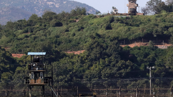 South Korea begins removing mines, expects North to do same