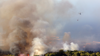 700 firefighters in Portugal battle wildfire west of Lisbon