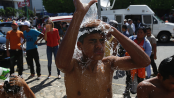 The Latest: Migrants hit the road again in southern Mexico